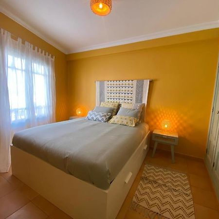 Apartamento Santiago タヴィラ エクステリア 写真