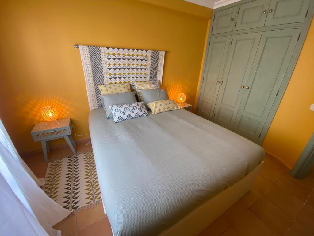 Apartamento Santiago タヴィラ エクステリア 写真